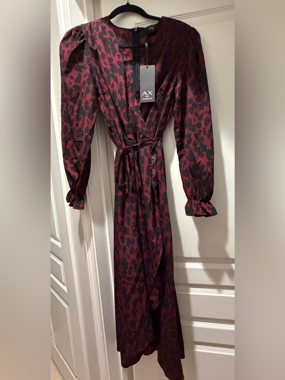 AX Paris Wine Leopard Print Maxi Dress Size 8 NWT